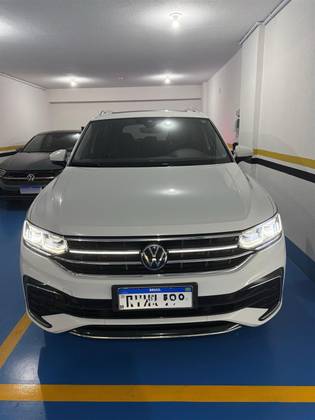VOLKSWAGEN TIGUAN 2.0 300 TSI GASOLINA ALLSPACE R-LINE AUTOMÁTICO